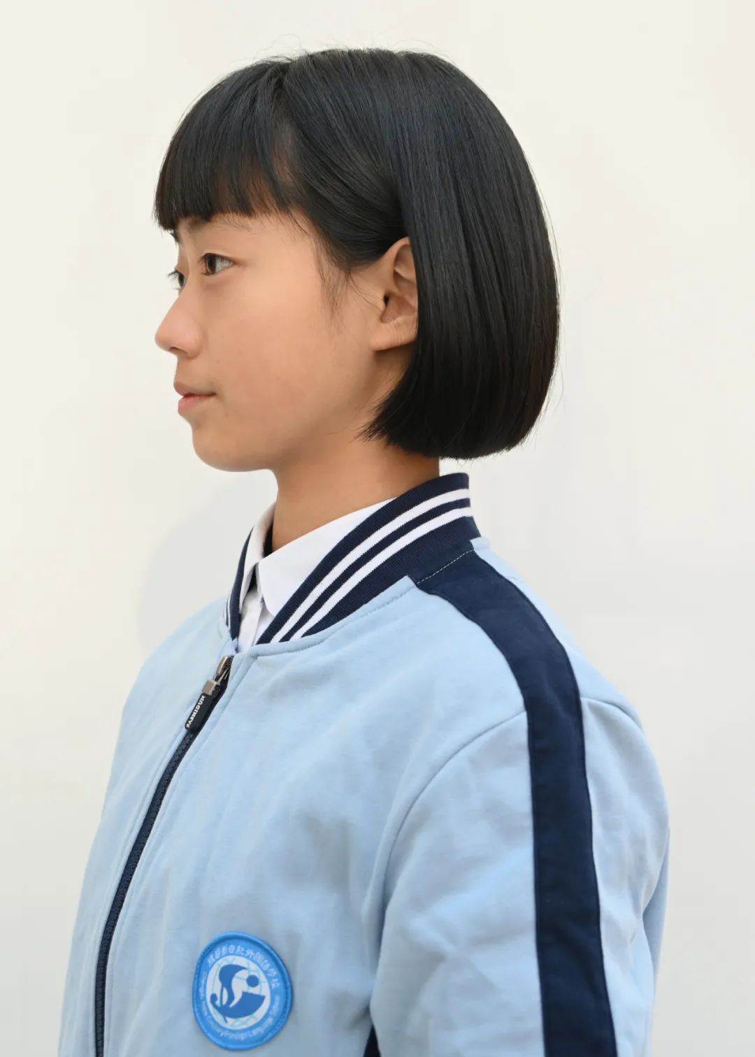 珠海新世纪学校校服图片