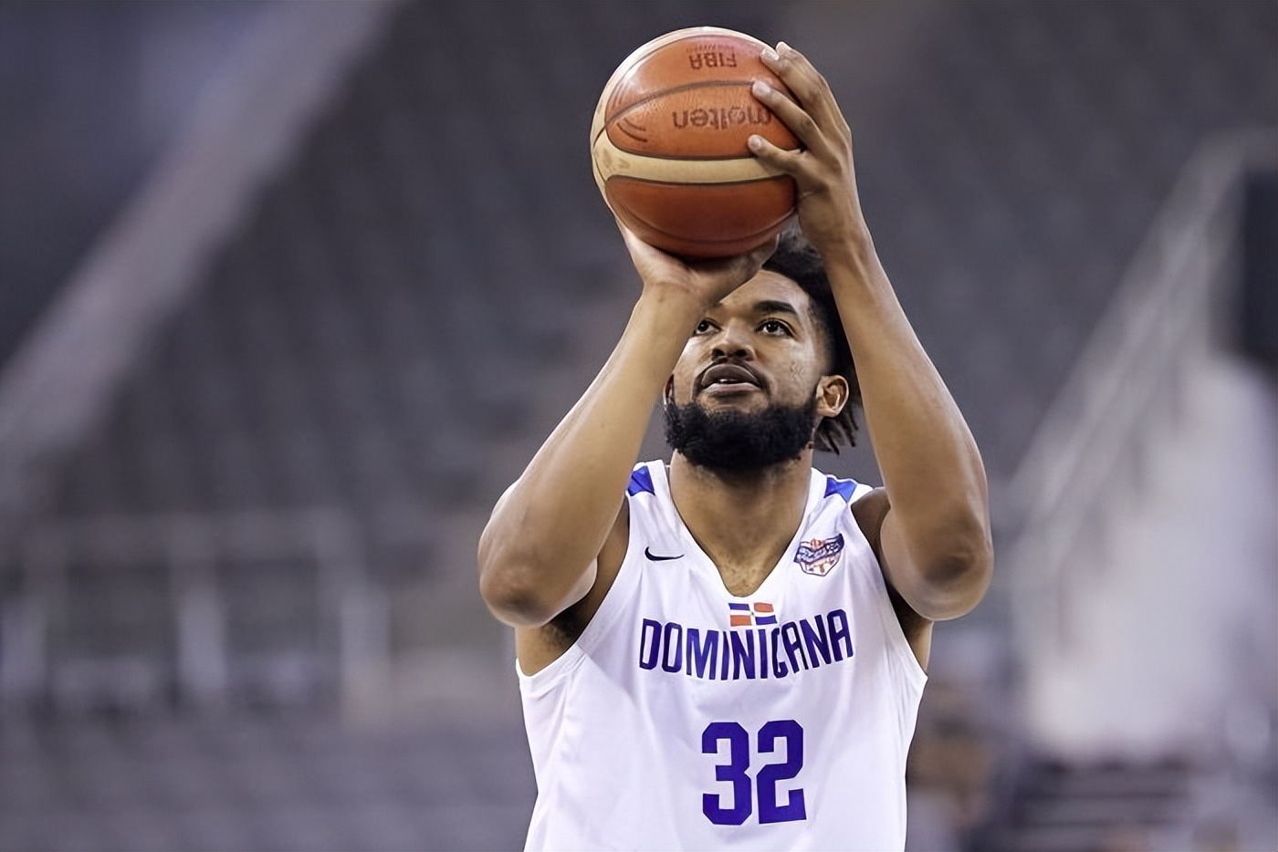 卡尔-安东尼·唐斯投入多米尼加国家队后的影响_球员_赛季_1