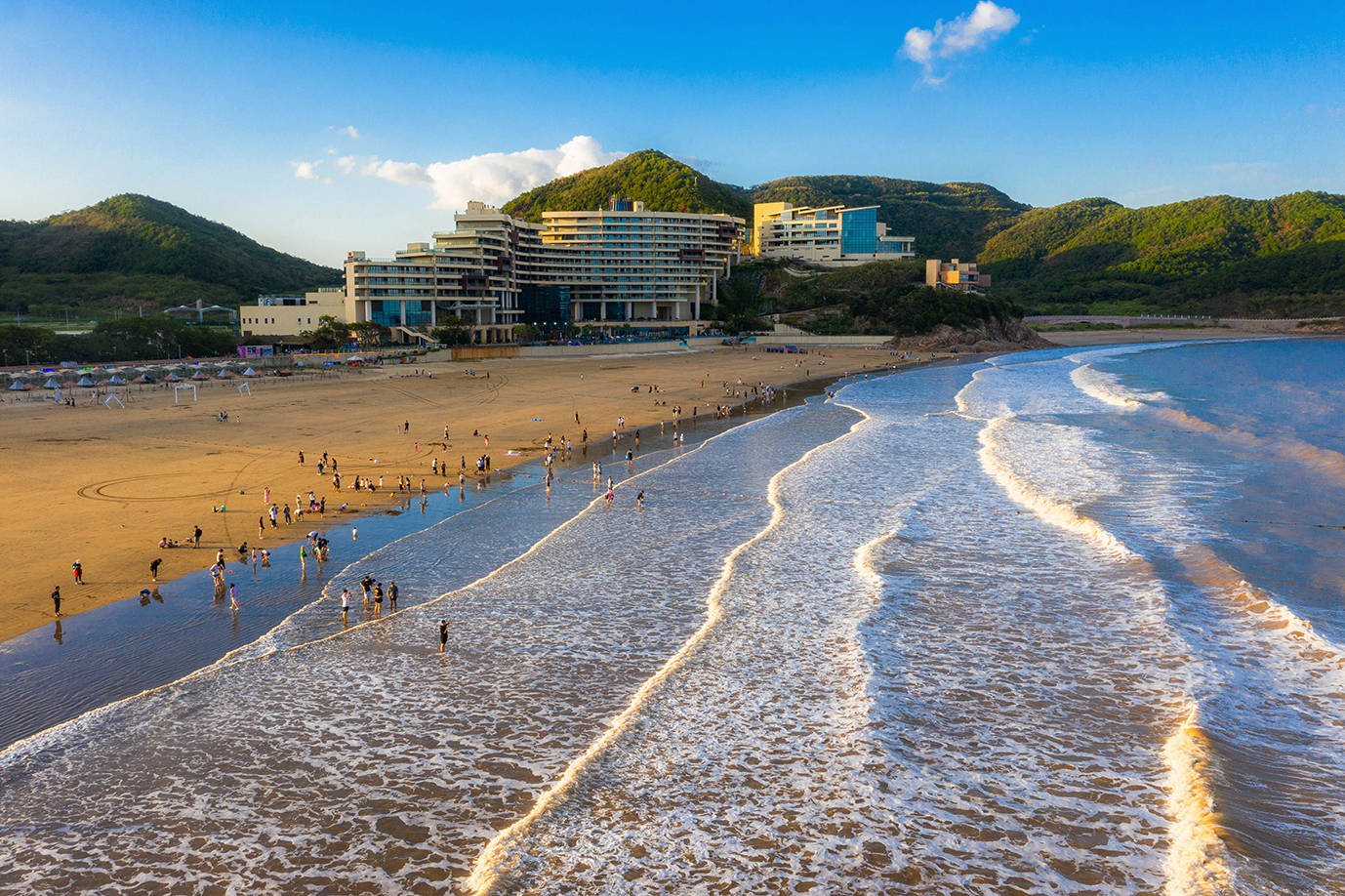 半边山观堂有海有沙滩,与比赛场馆就一墙之隔_象山_特色_风景