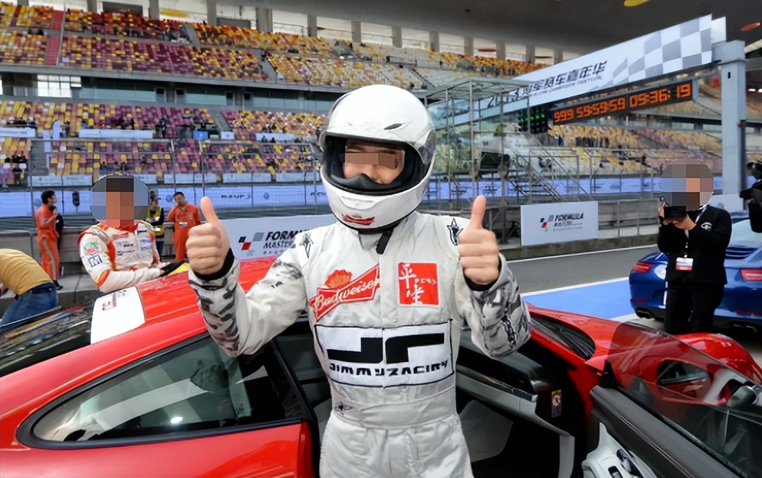 "不老男神"林志颖近况爆光,全网热议:他到底经历了什么.