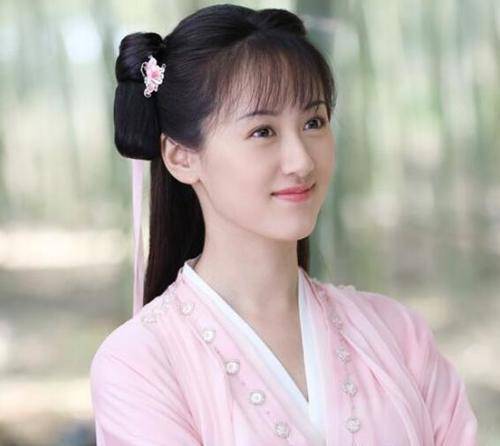 怪不得袁冰妍不演清宫剧,唯一一次清宫造型,这难道不是赵丽颖?