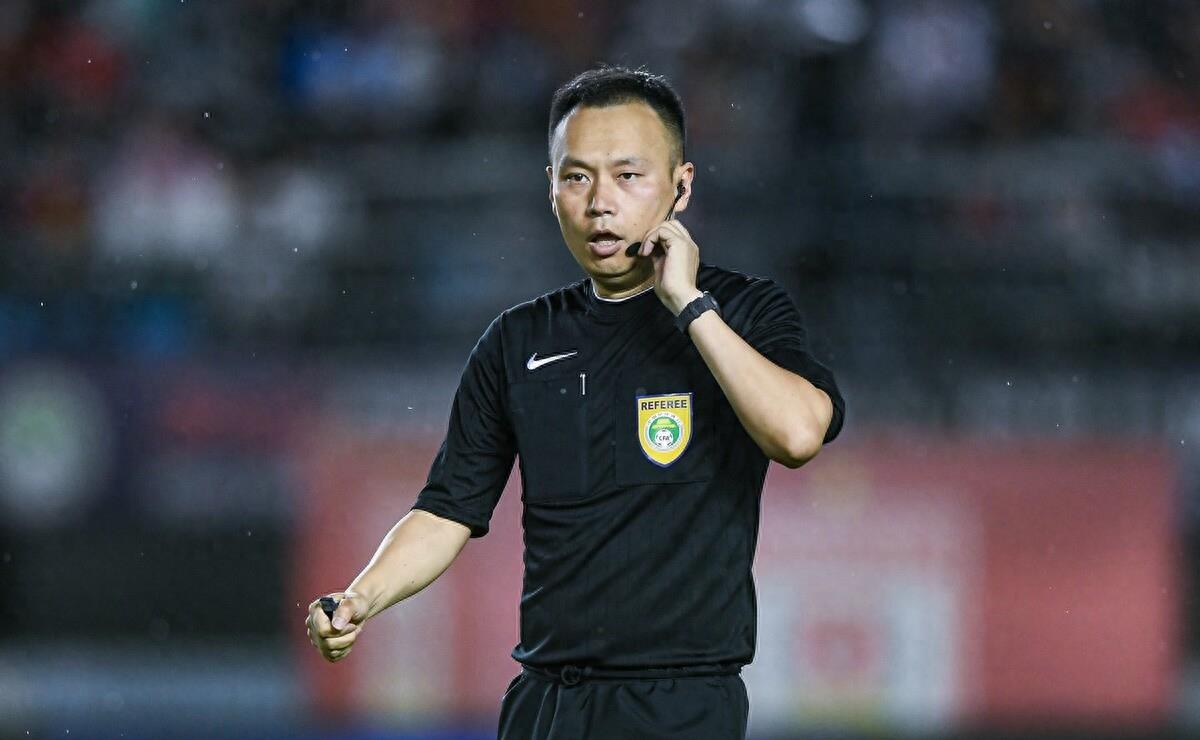 中超裁判:马宁主哨津门虎战梅州 王竞执国外安 傅明任申花蓉城var