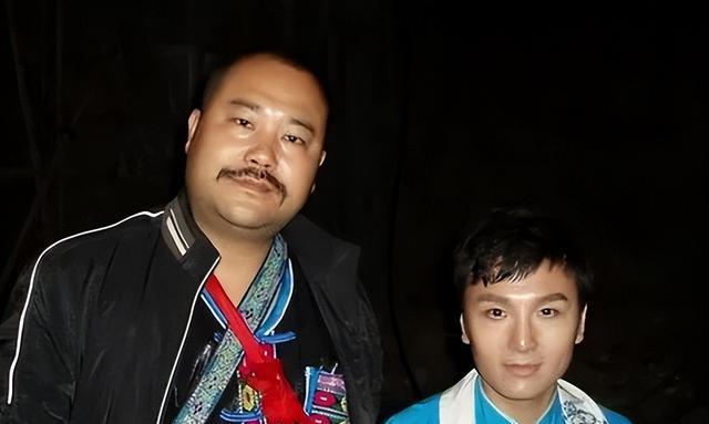 湘西最后的赶尸匠:秋冬季较繁忙,晚上12点出发,一夜走30多公里_田铁武