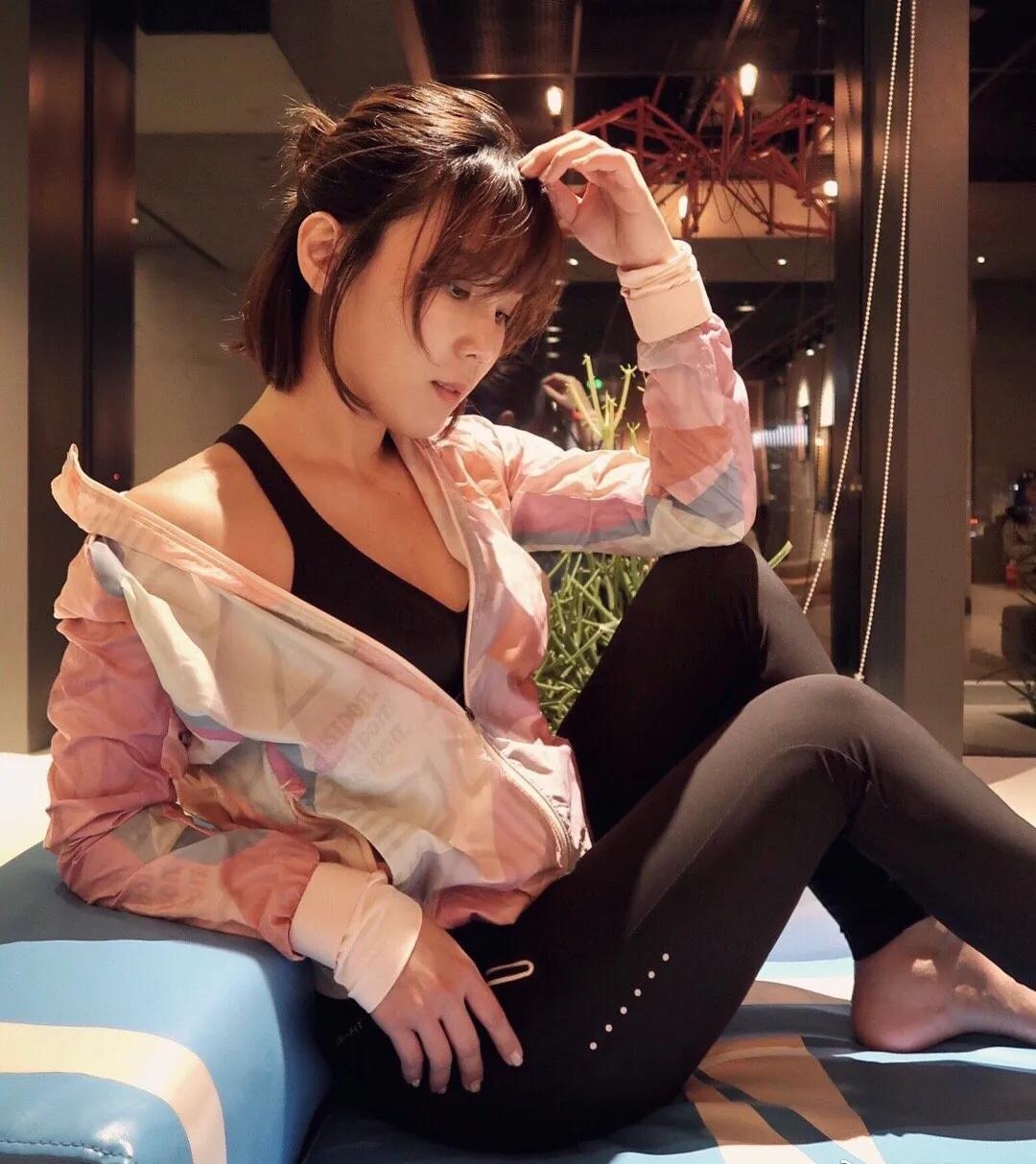 33岁歌手李佳薇自曝接受冻卵,费用16万冷冻17颗,引发网友关注_休闲