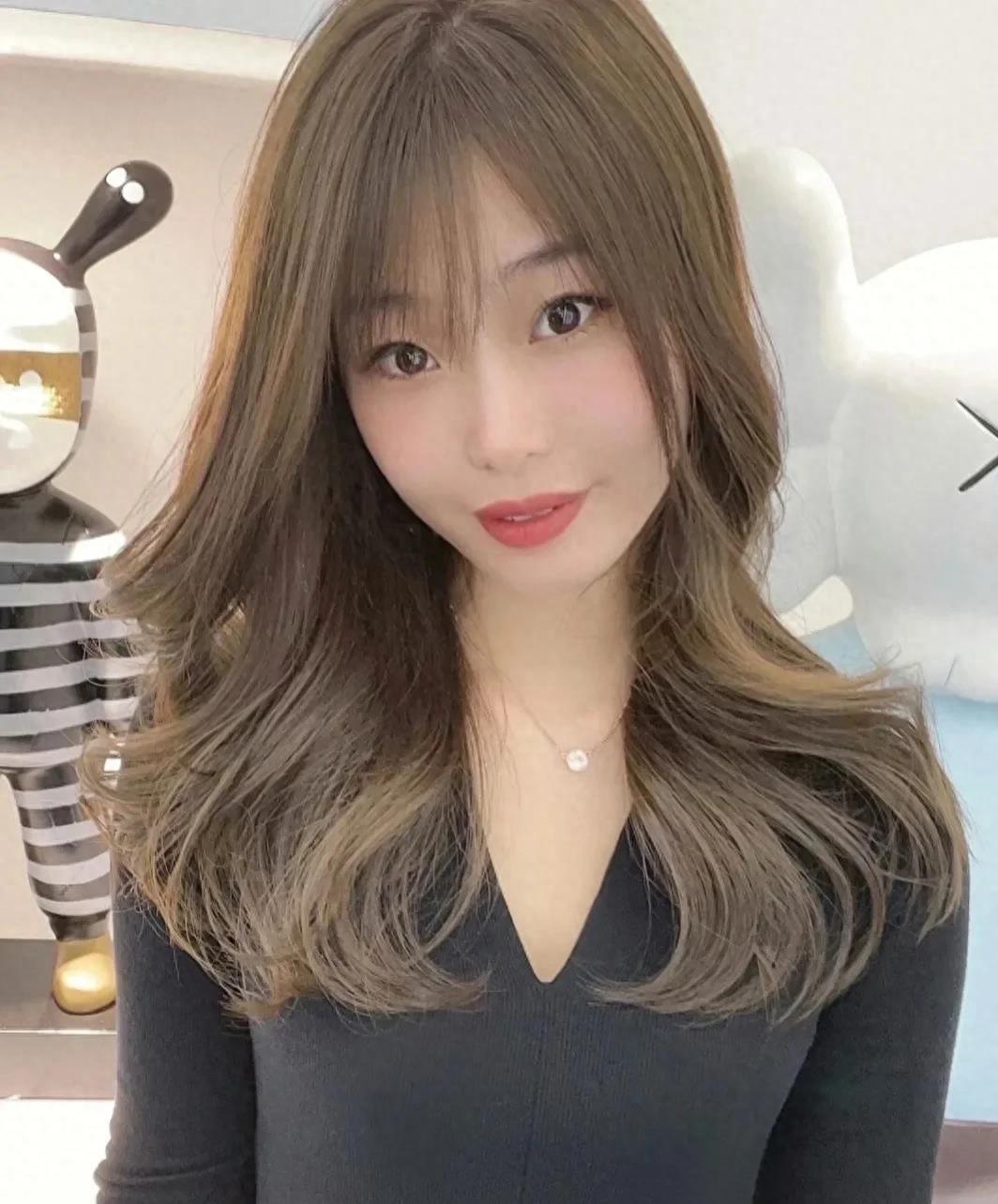 中长发"塑形烫发"气质迷人_刘海_立体感_女生