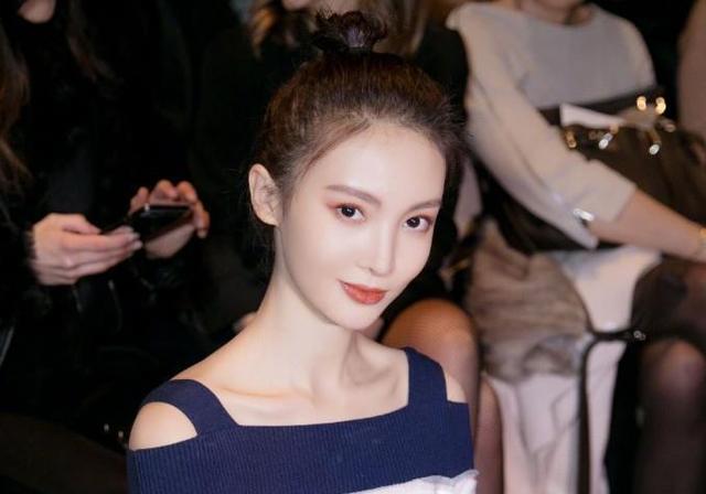 金晨手机疑丢失,被"缺德粉"拾到,曝光了和于正的聊天记录?