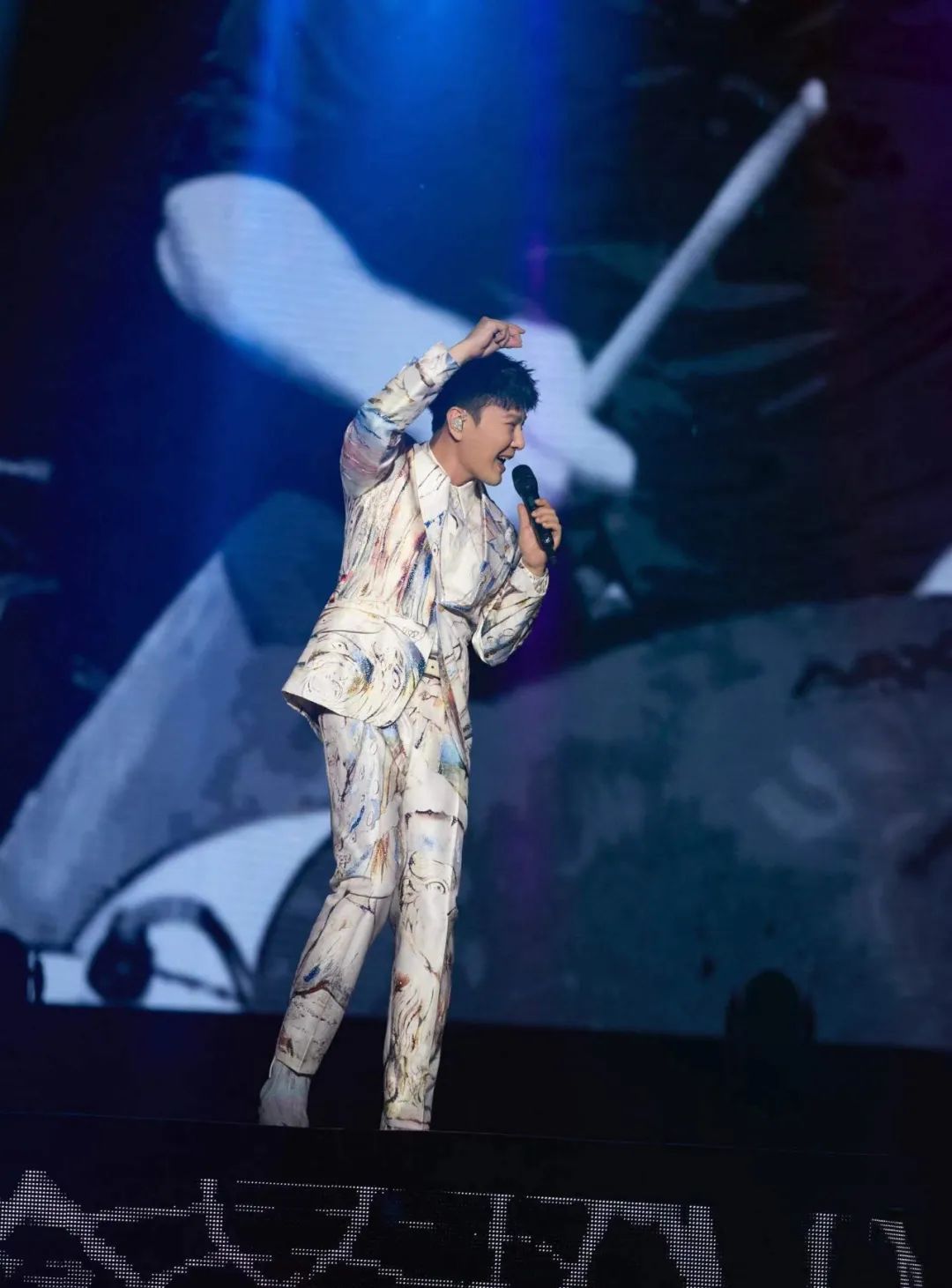 张信哲的震撼教育 #麻乐音乐专访_公司_东西_时候