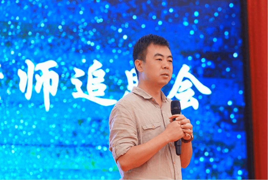 中华传统文化汇报团同仁胡斌发言中华传统文化汇报团同仁张秀敏发言