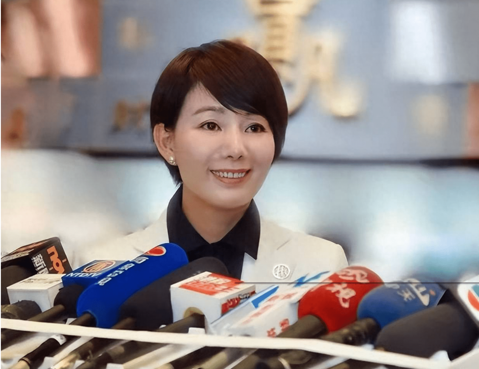 3个山西四川河南人,开面馆卖火锅,奶茶,如今财富百亿2人成首富_张红超