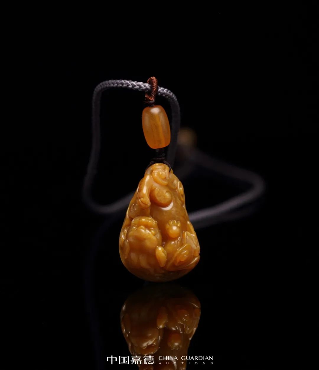 7g圆雕狮子绣球,以寿山田黄为材,石质温,润,细,腻,凝,结,有六德之美誉