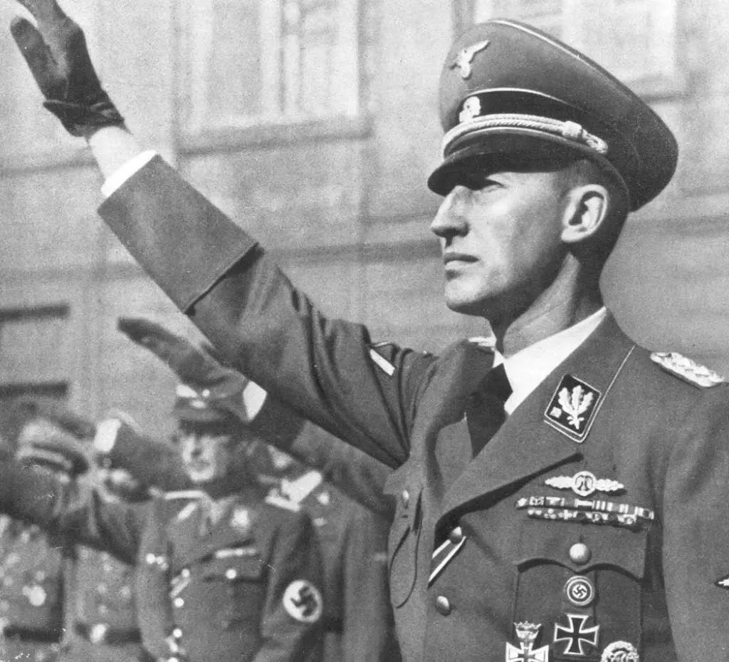 二战防御战之王海因里希,凭什么能超越莫德尔?_德军_苏军_进攻