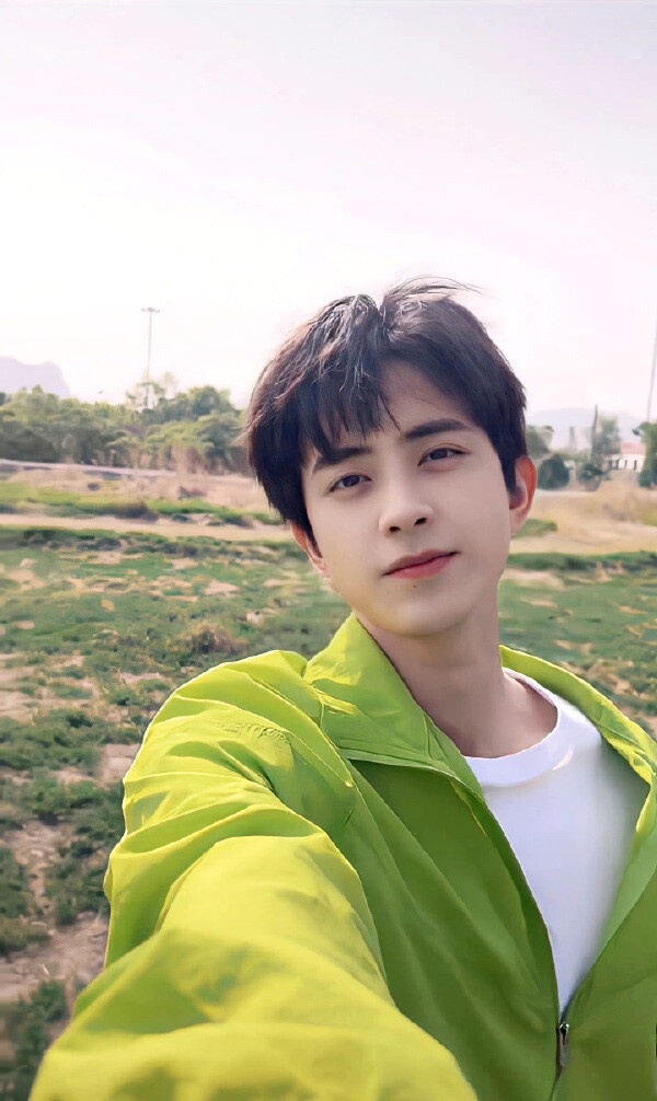 图片来源:微博《花轿喜事》/微博《少年歌行》/微博@敖瑞鹏其实敖瑞鹏