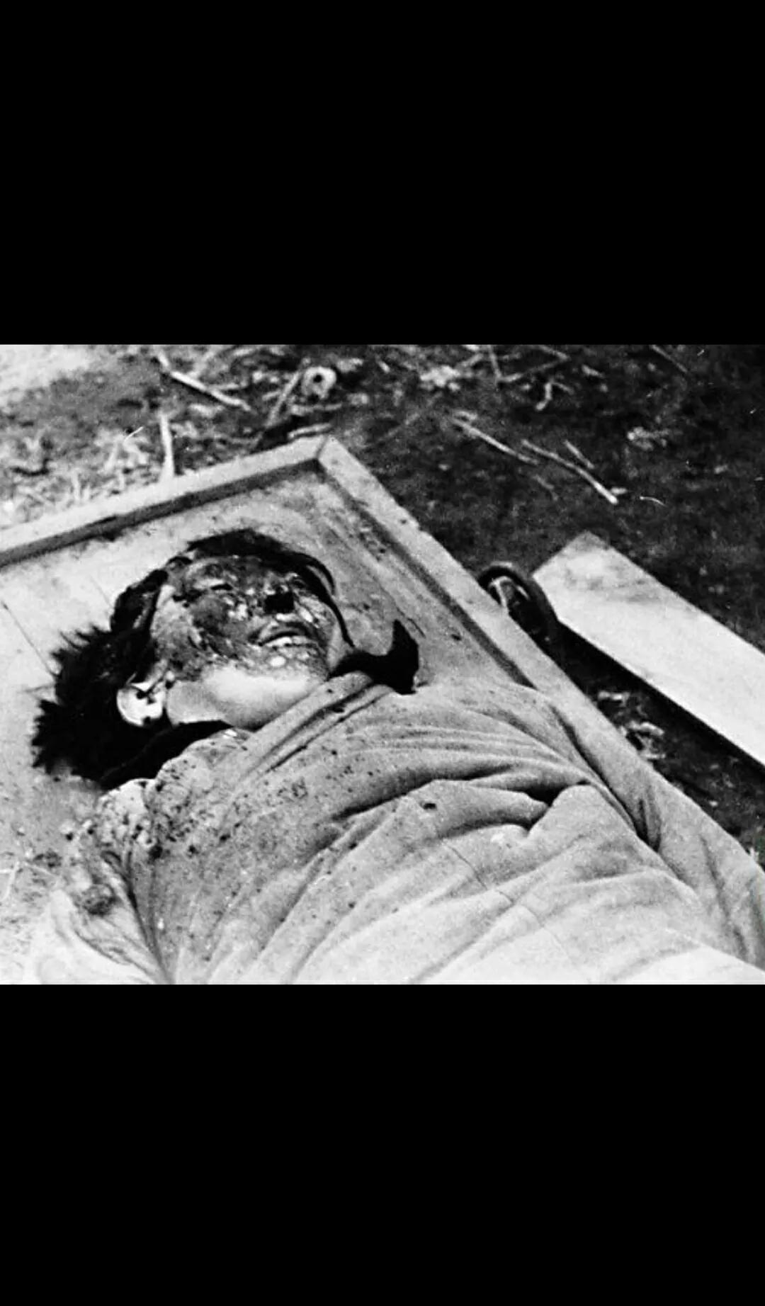 六点钟天还没有亮,川岛芳子就被执行了死刑,行刑结束后,川岛芳子的