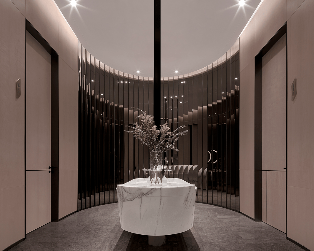 创域设计主创设计:殷艳明设计团队:吴彤发刘日先黎秋龙劳子健软装实施