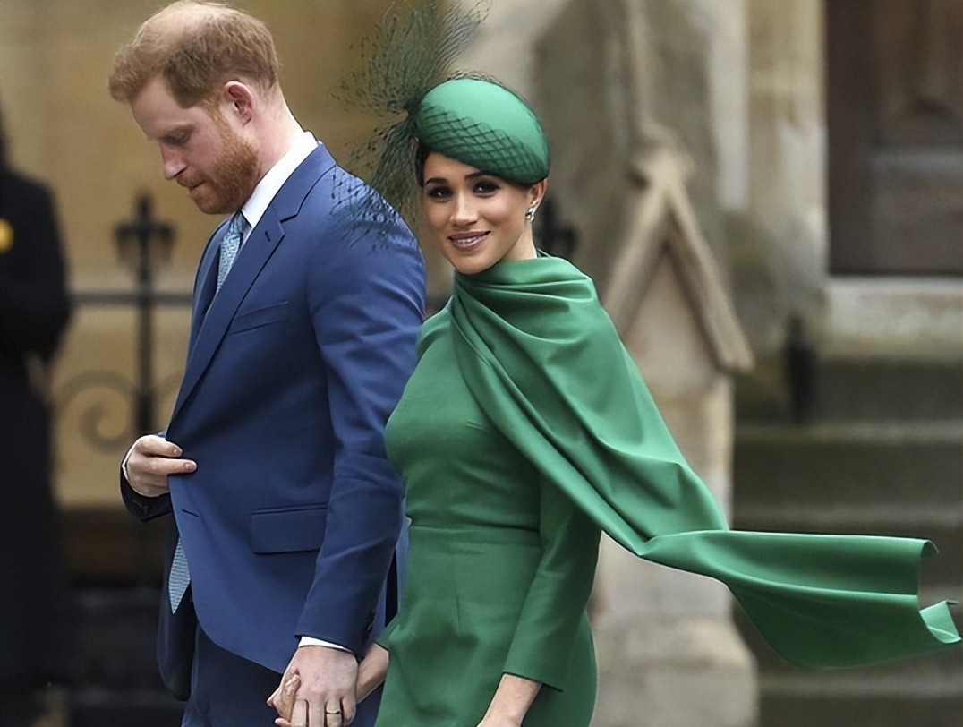 凯特礼让安妮公主,贵族范十足,梅根却想着抢风头_威廉_女王_哈里