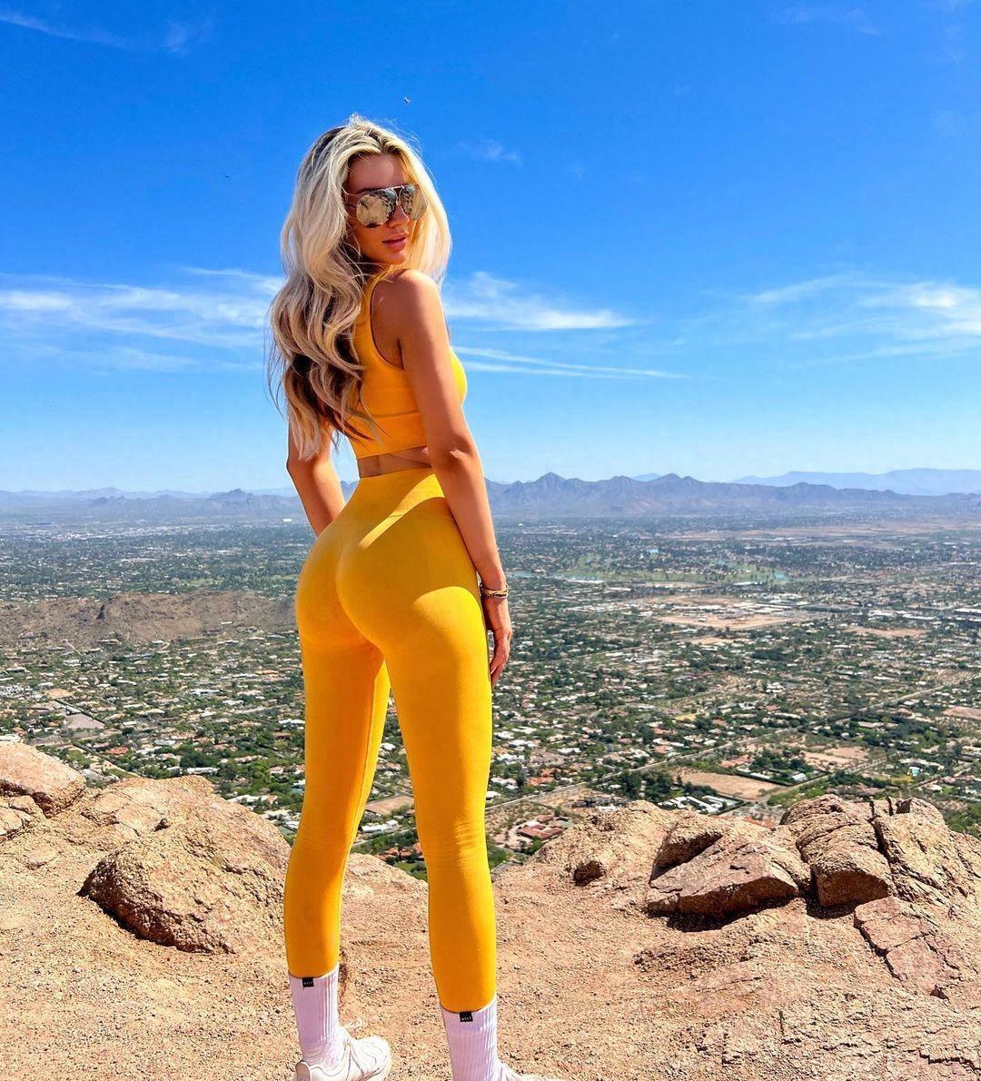 超模身材:曲线优美的腰臀部与修长时尚的双腿_训练_魅力_腰部