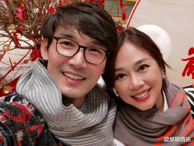 张铎就非常负责任,明明知道陈松伶身体不适合怀孕,他一点都没有埋怨