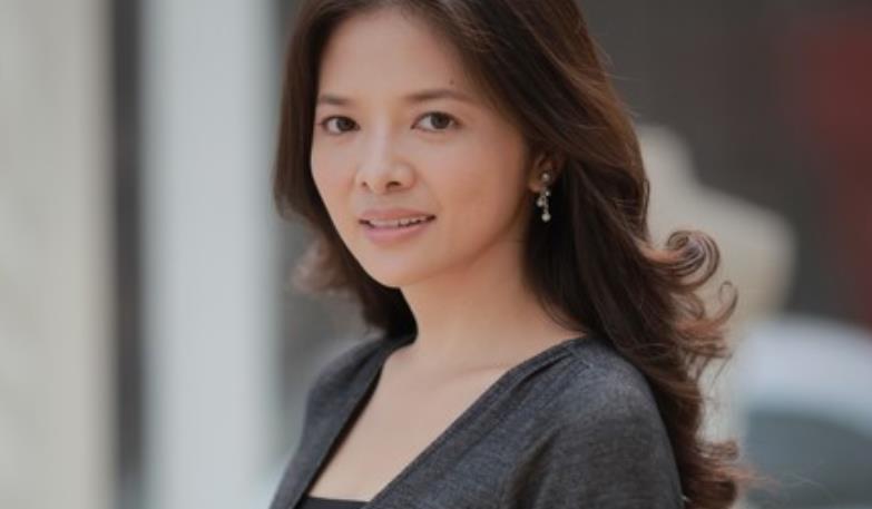 文清:曾是电视当家主持人,嫌工资低而转行当演员_周涛_事业_影视剧