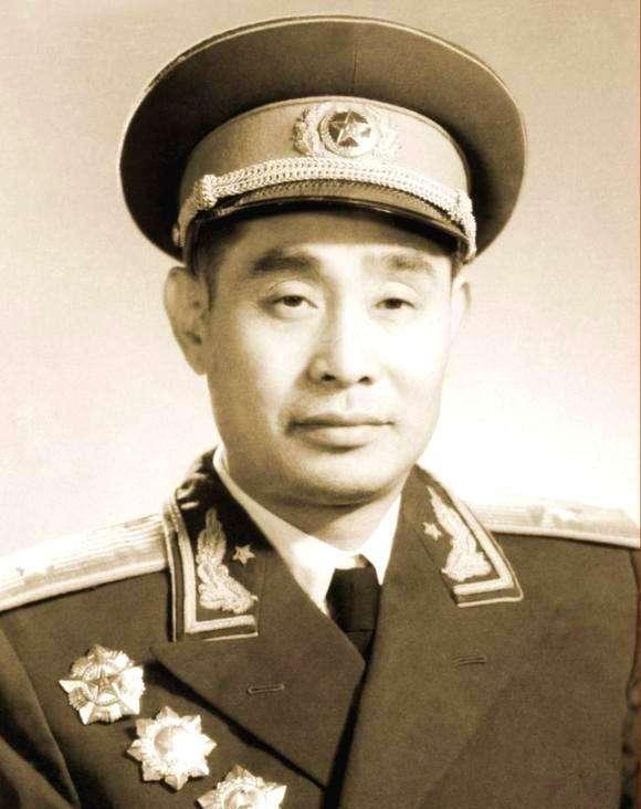 14年后他当师长,终于把老敌手活捉_周福成_张竭诚_沈阳城