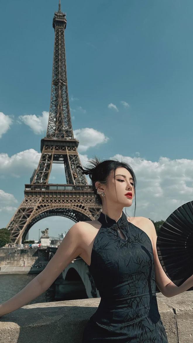 葵儿和辛巴老婆初瑞雪一样都是微商起家.