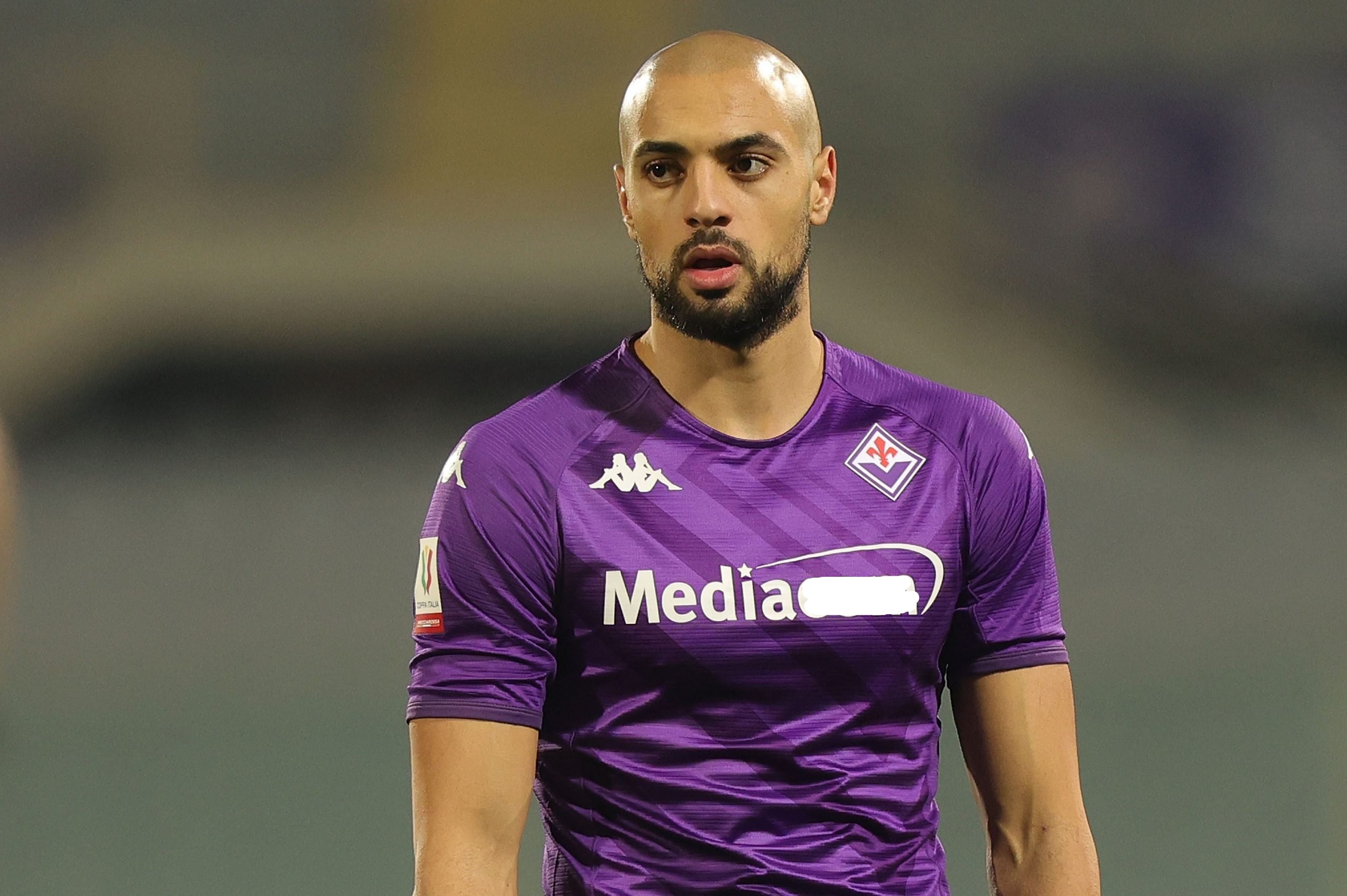 滕哈赫钦点c罗克星:接班卡塞米罗_阿姆拉巴特_比赛_中场球员