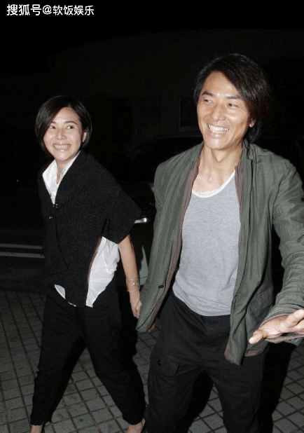 56岁郑伊健疑定居日本福冈!