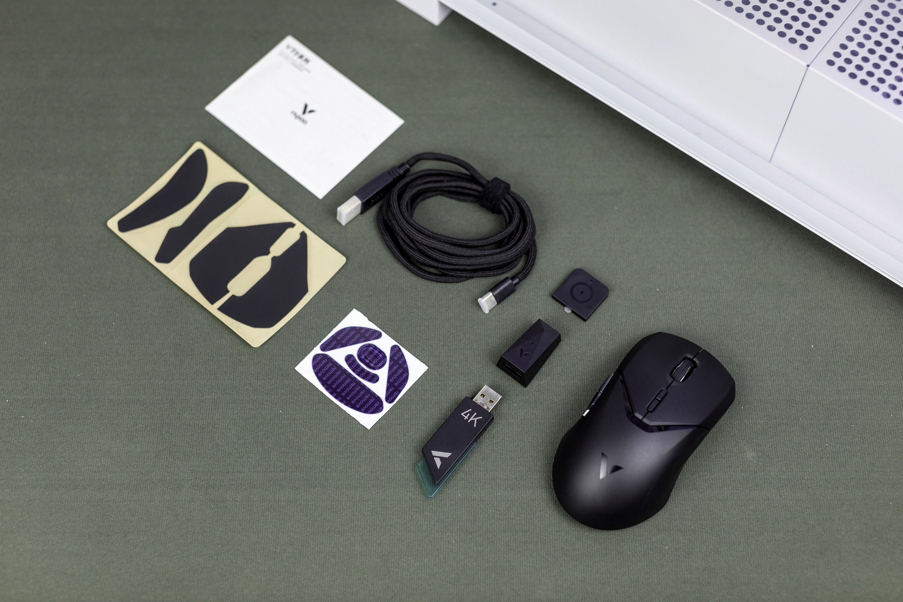 雷柏VT9PRO轻量化双模无线游戏鼠标,68g的重量到底香不香?