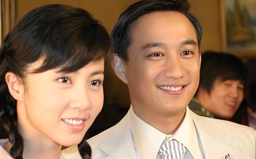 先遭贾静雯发暧昧短信,后被妻子孙莉当众指控_刘若英_感情_伊能静