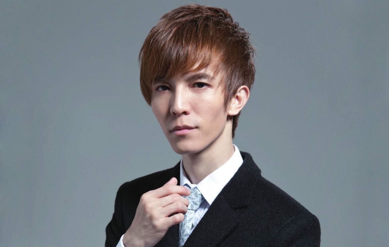 郭敬明拍戏用化名,tfboys演唱会纪录片即将上线,参加时装周明星_状况