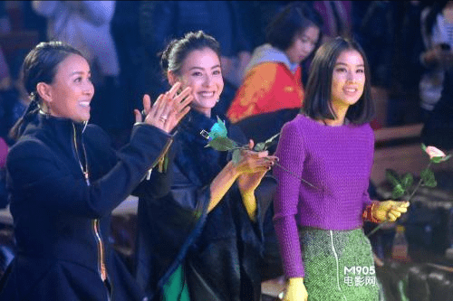 前妻小青霞,师妹容祖儿,搭档董洁,当然还有咖位最大的那英.