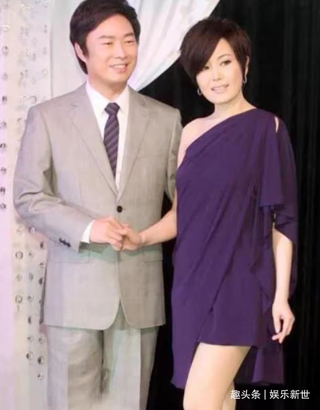 20多岁的费玉清前往国外举行演唱会,因此结识了国外女演员安井千惠