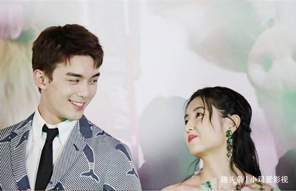 吴磊张子枫携手亮相红毯, 青春气息满溢_郝蕾_cp_电影