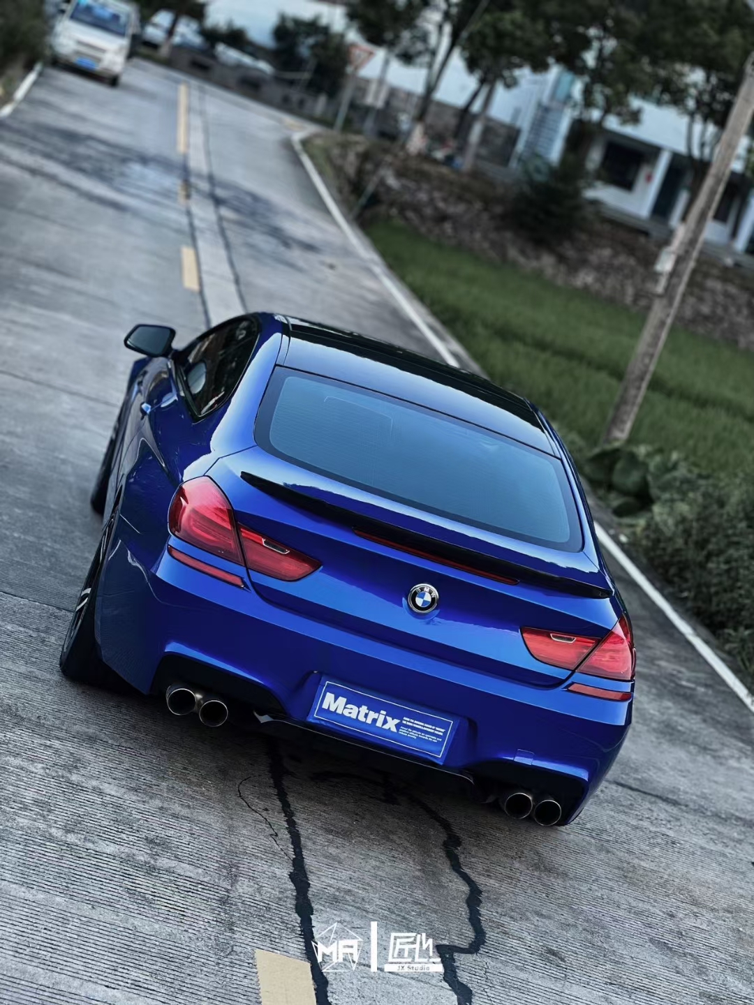 宝马m6-matrix矩阵改色膜液态金属克莱因蓝,成就独特的美感_搜狐汽车