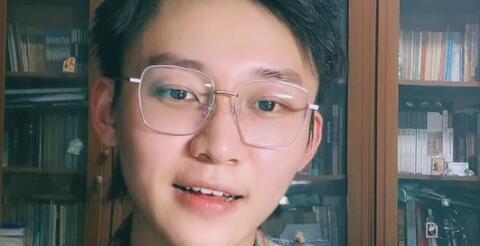 刘怡潼恋情曝光!