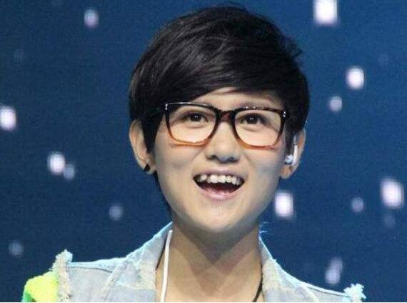 开过出租,酒吧卖酒,硬着头皮扛面子_王媞_王贝_段林希