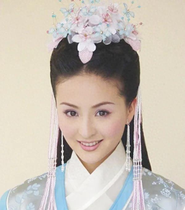 被富豪老公苦追十年才结婚,婚后被宠成公主_戴娇倩_杨健_电视剧