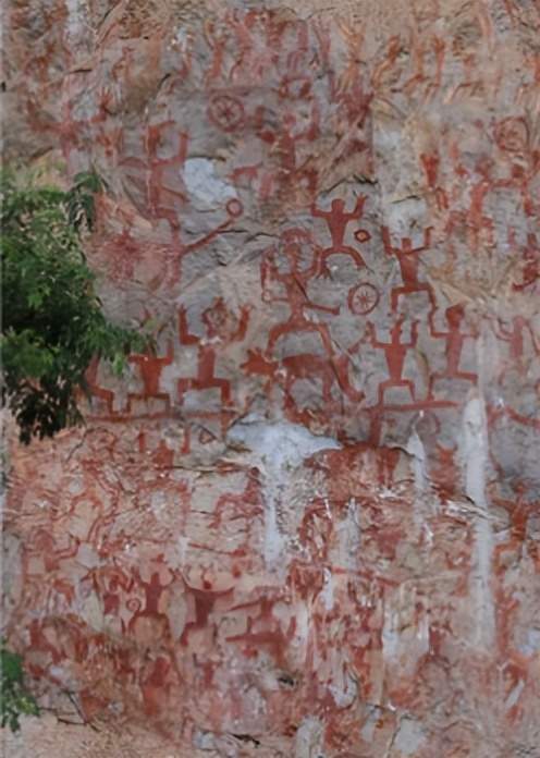 老师们,0元游世遗花山,这个教师节,走起!_岩画_景区_游客