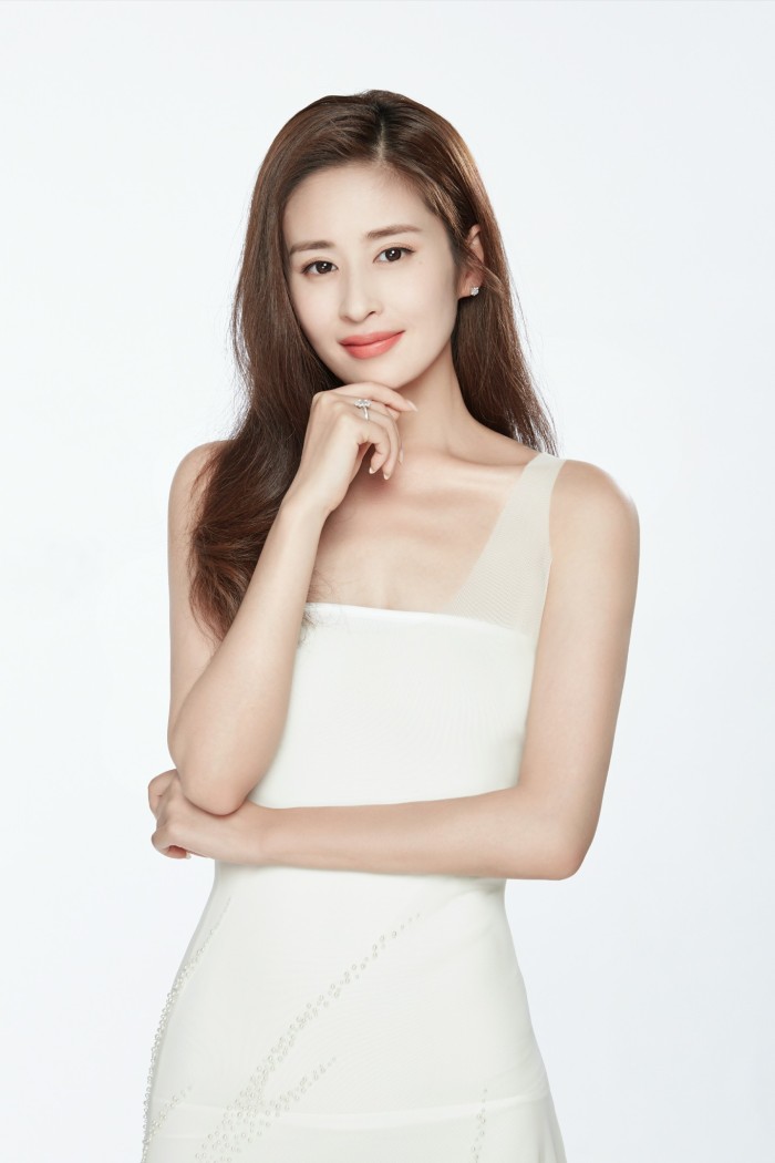 慢慢地得到了更多的戏约,其中她对《陪你一起长大》的林芸芸最有感触