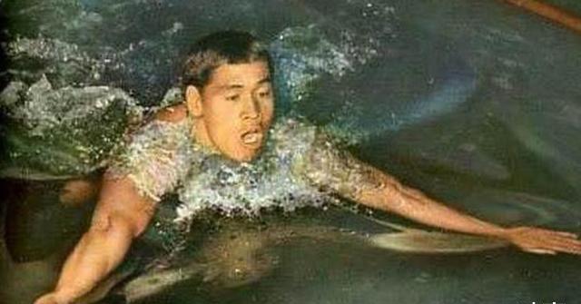 泳坛风云人物穆祥雄:肺活量大到吹坏仪器,国际泳联因其改规则_游泳