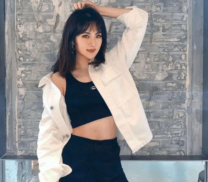 姚安娜正式回应国籍问题!