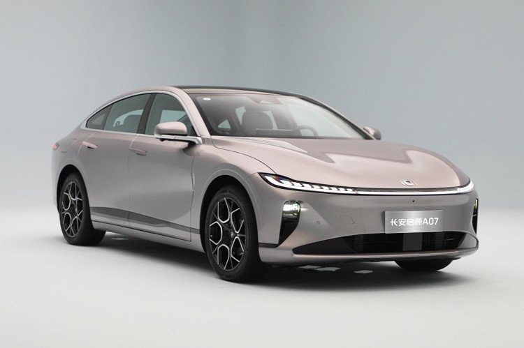 原创帅气的新能源轿跑长安启源a07先享预订价158万起