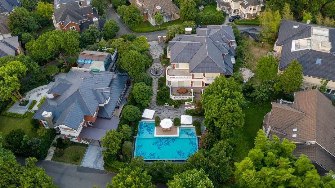 衢州蓝城衢州玫瑰园玫瑰湾半岛度假村售楼处电话—地址—2023售楼中心