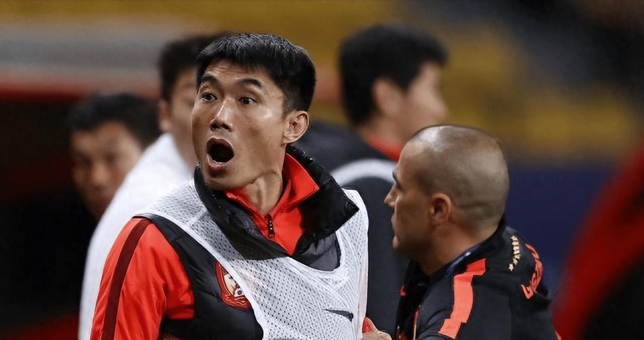 国足_看台_比赛