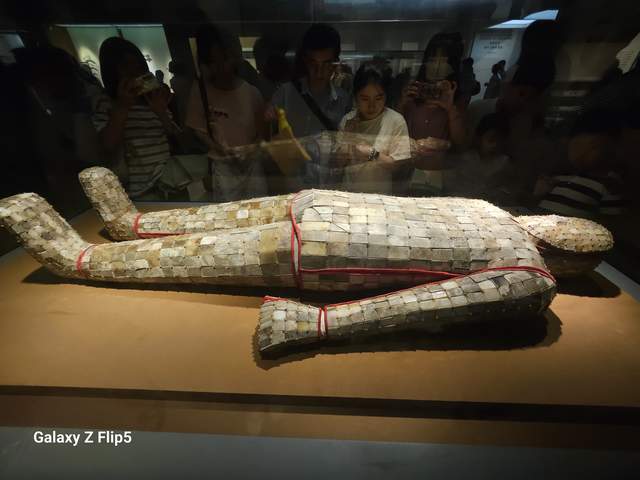 体验完三星 Galaxy Z Flip 5，终于明白翻盖折叠屏为何能俘获女性芳心