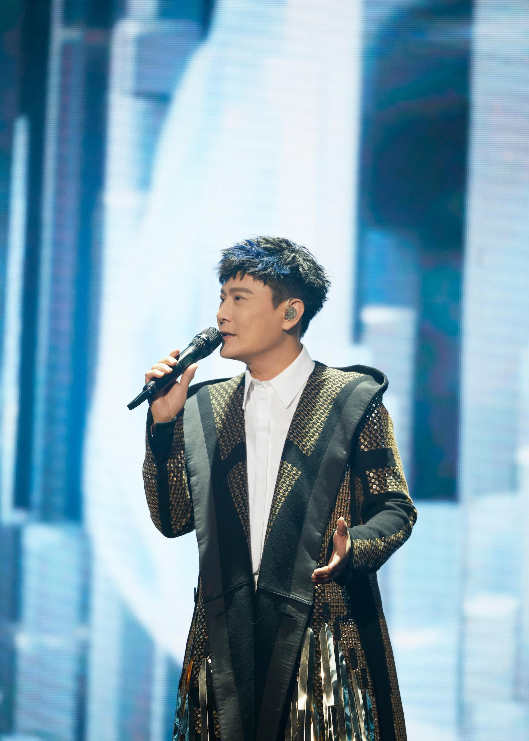 "老牌歌手"张信哲为什么被年青一代喜欢?_阿哲_音乐会_歌曲