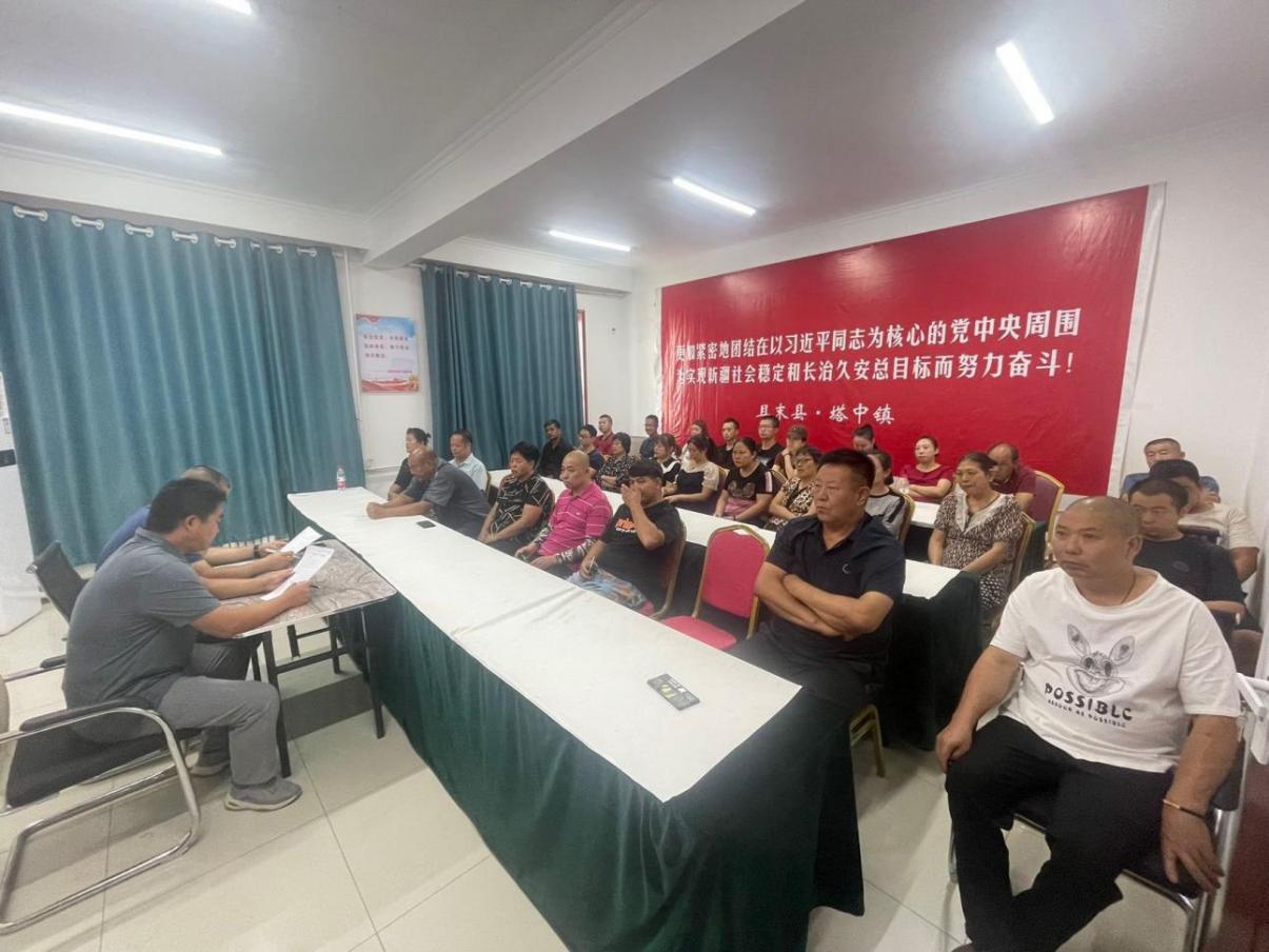 且末县塔中镇开展食品安全警示教育培训_经营户_辖区_保障