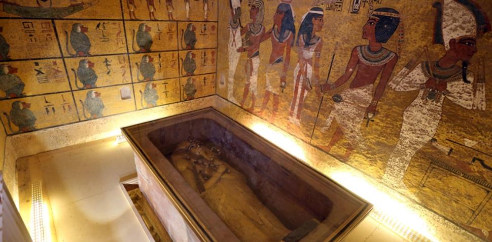 法老图坦卡蒙墓地发掘现场:奢华程度难以想象,有重要的发现_墓穴_卡特