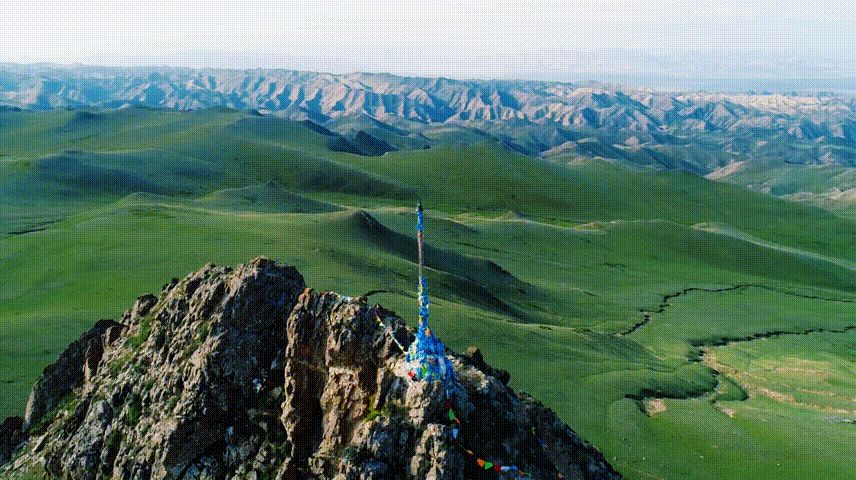 宣传部长:"天上草原" 撑山掌 民族团结一家亲_阿拉善右旗_海拔_园野