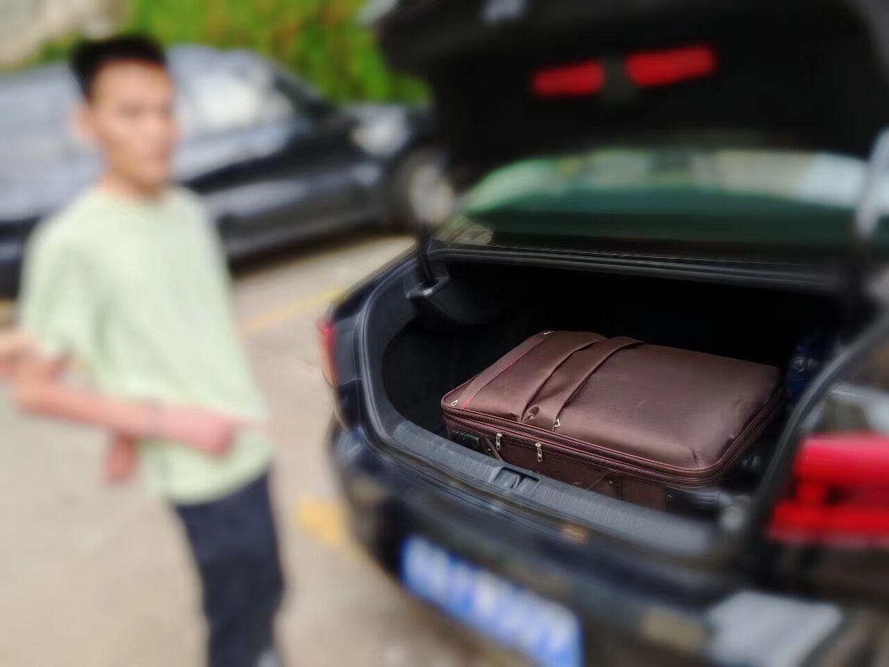 缴毒"小马"23.84公斤!盘龙警方抓获3人_车辆_毒品案_进行