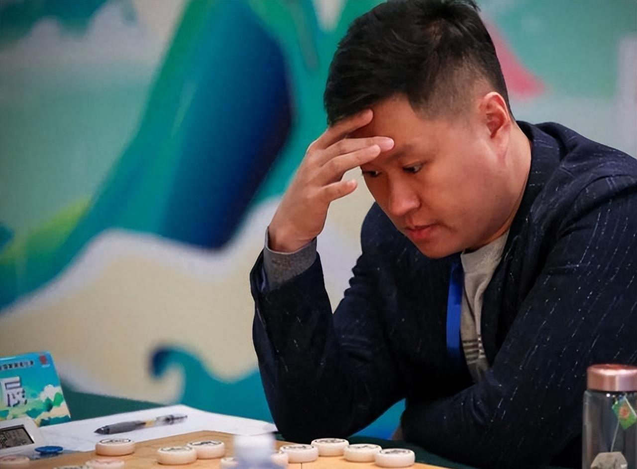 在2018年孟辰拿下了亚洲团体锦标赛的冠军,也如愿获得了象棋特级大师